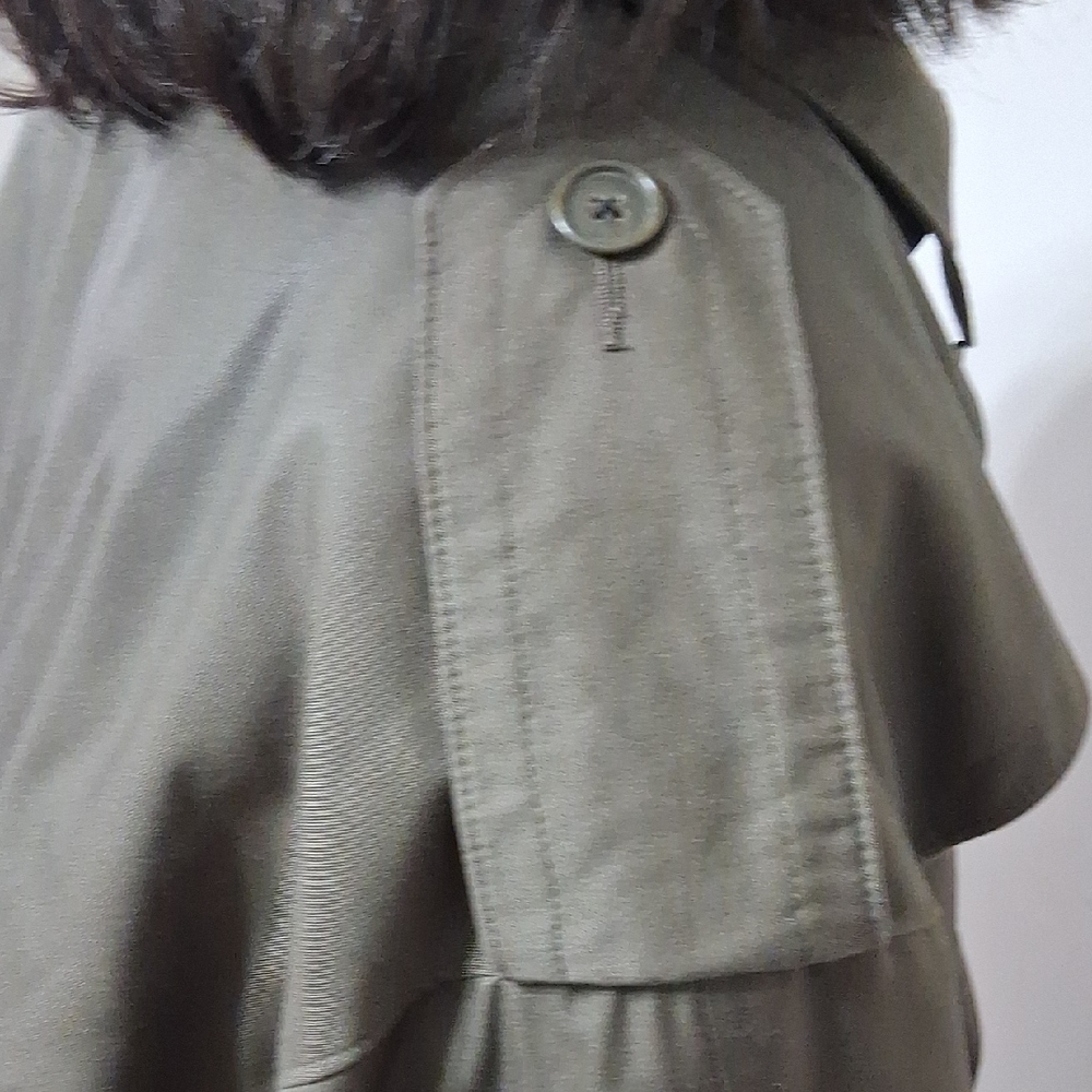 Dior Olive Green Rain-Repellent Trench Coat - Picture 6 of 11